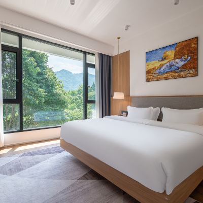 山景私湯豪華大床房 Z HOTEL（青城山店）優惠