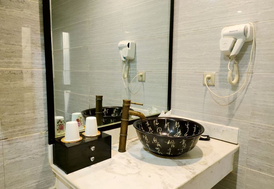 商务棋牌大床房