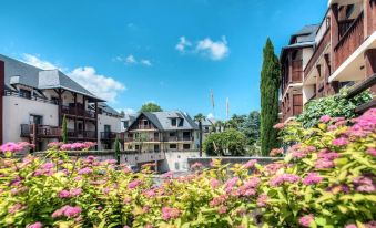 Comfort Aparthotel Lourdes L'Acacia - Housity