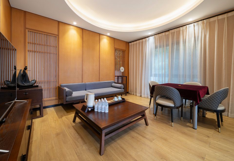 私人四臥湯池別墅