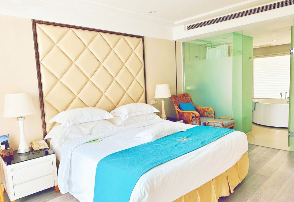 法欧湖景养生套房