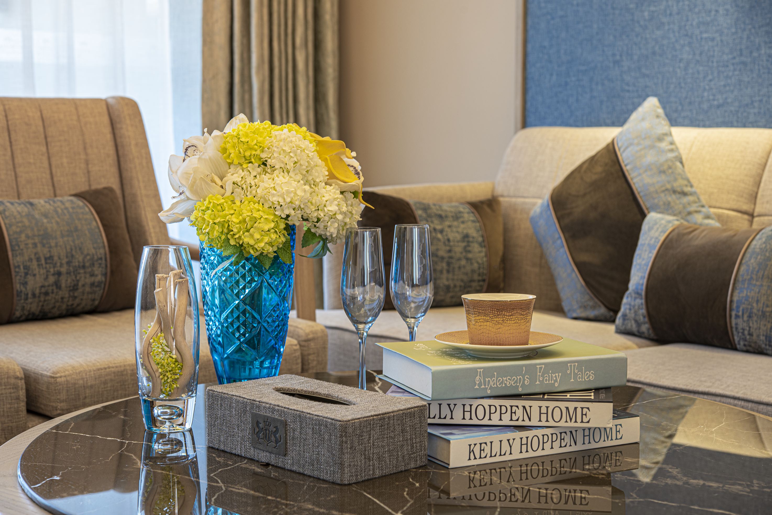 双月家庭海景双卧套房