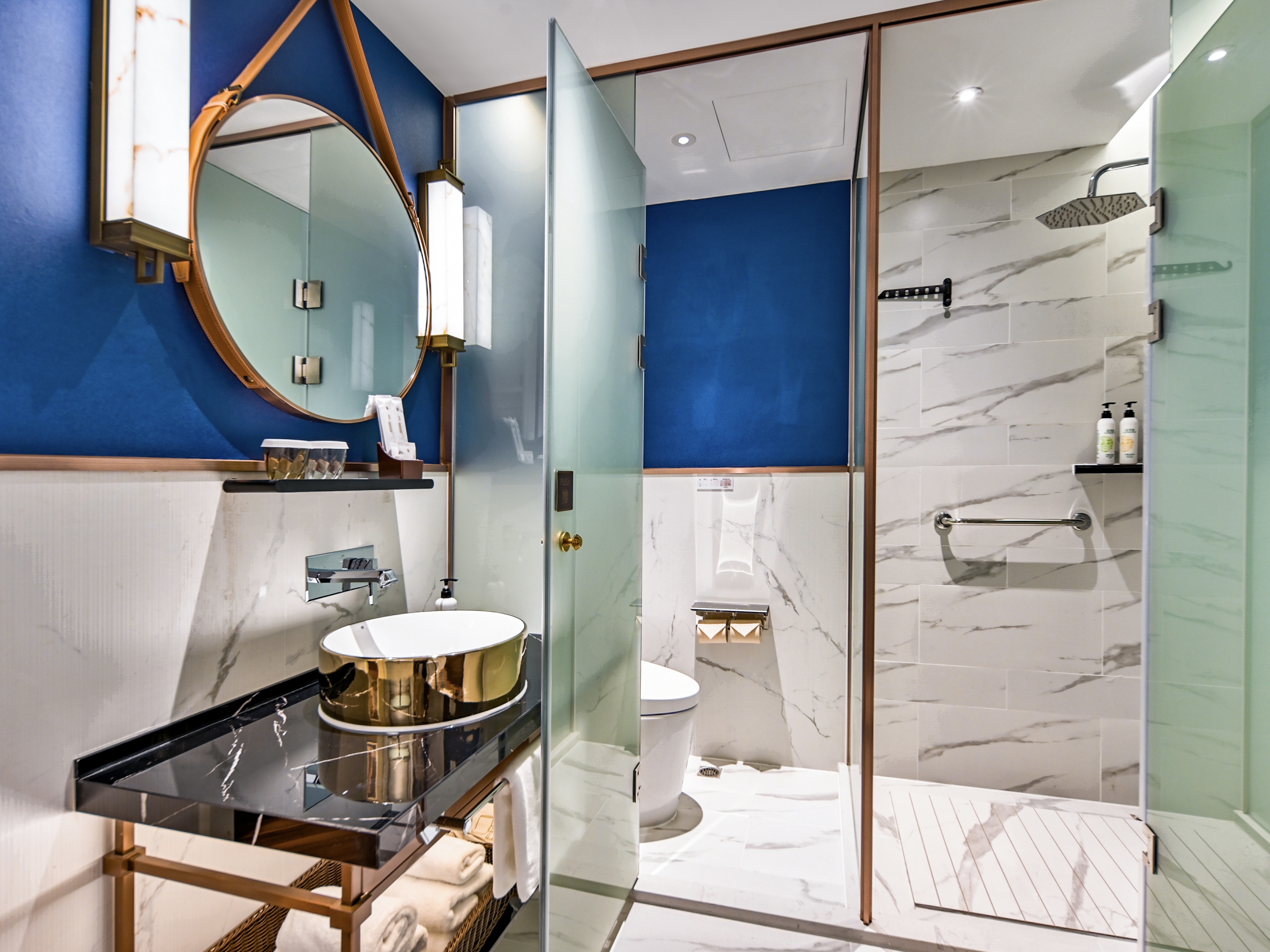 风雅大床房（智能客控+小冰箱+密码箱）