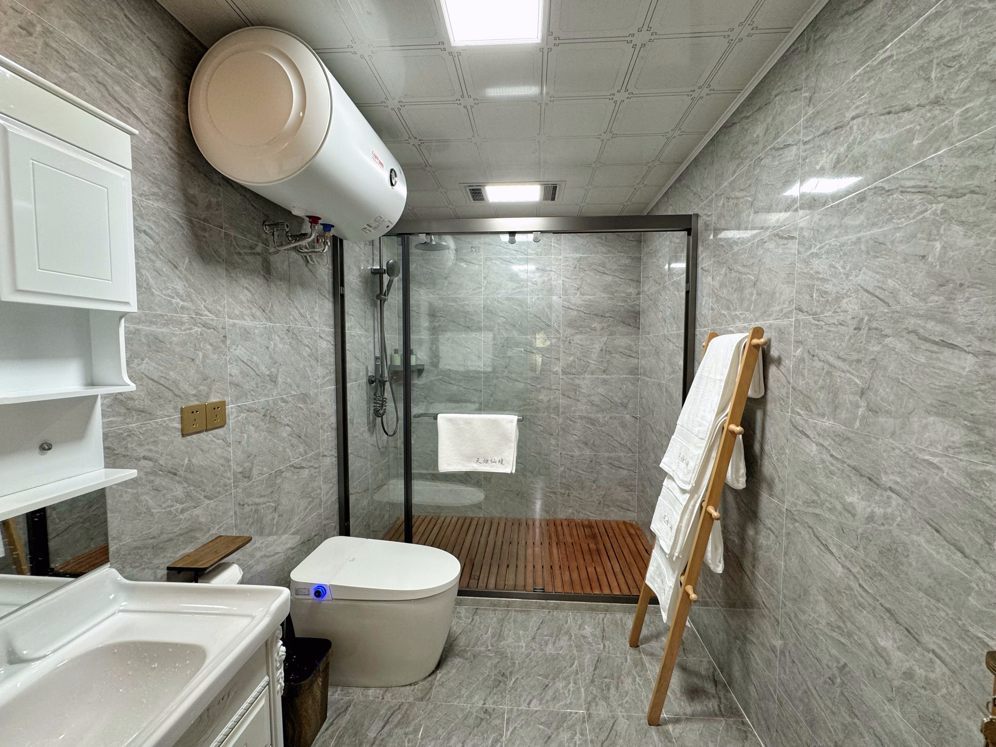 湖隐|馨悦家庭房