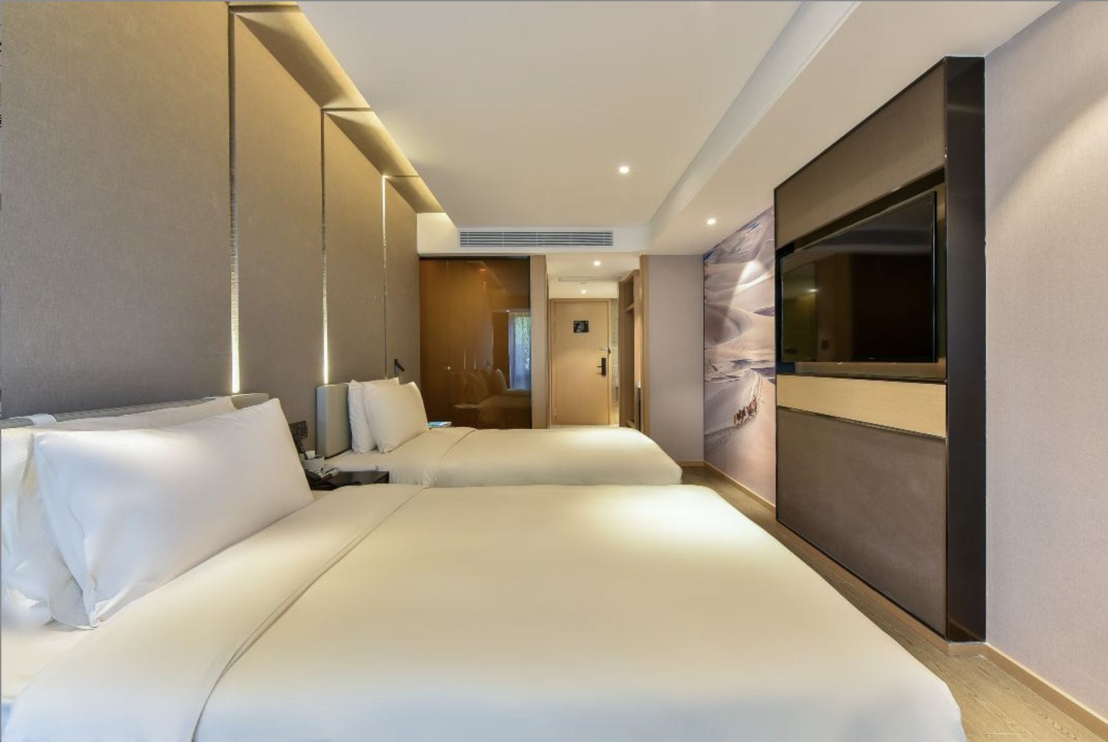 行政景觀雙床房-縱覽國貿夜景（露臺+加濕器+Minibar）