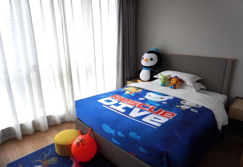 海底小縱隊主題房