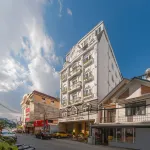 Nature Hotel - Le Dai Hanh