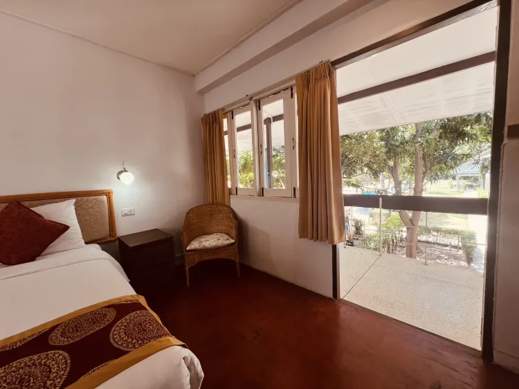 ห้องมาตรฐาน วิว สระว่ายน้ำ