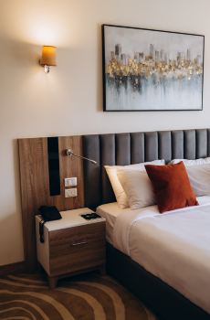 Settle Inn Joud Hotel