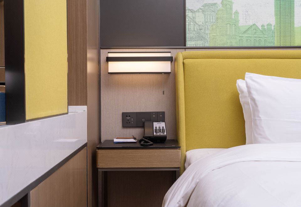 休閑家庭房（智能客控+手機電視投屏+歡樂Minibar）