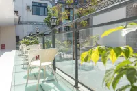 Dali Shanhaiyunjian Hotel (Dali Old City South Gate)