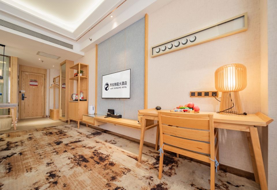 尊享·豪华双床房-明窗+电动窗帘