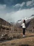 Siguniang Mountain Yangwangxingkong Snow Mountain Hotel[The best spot to view snow-capped mountains]