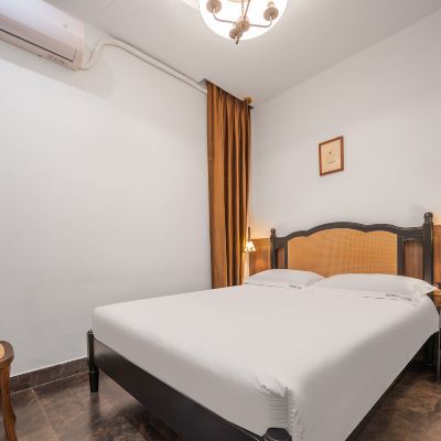 圖鑒丨未央大床房 神祕圖鑒·SecretLand飯店（中山路步行街輪渡碼頭店）優惠