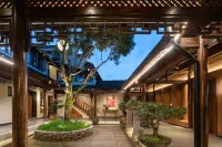 Hongcun Nanhu Guanyuan · Designer Lakeview Vacation Apartment