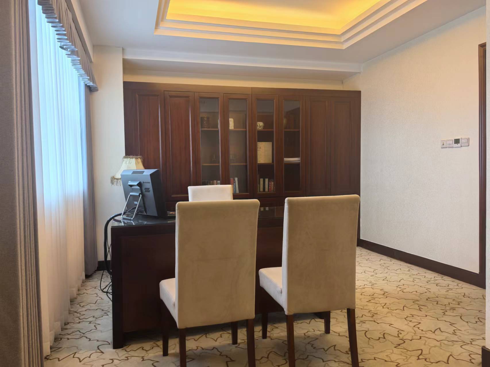 行政豪华套房（小度音箱+助眠床垫+180度全景）