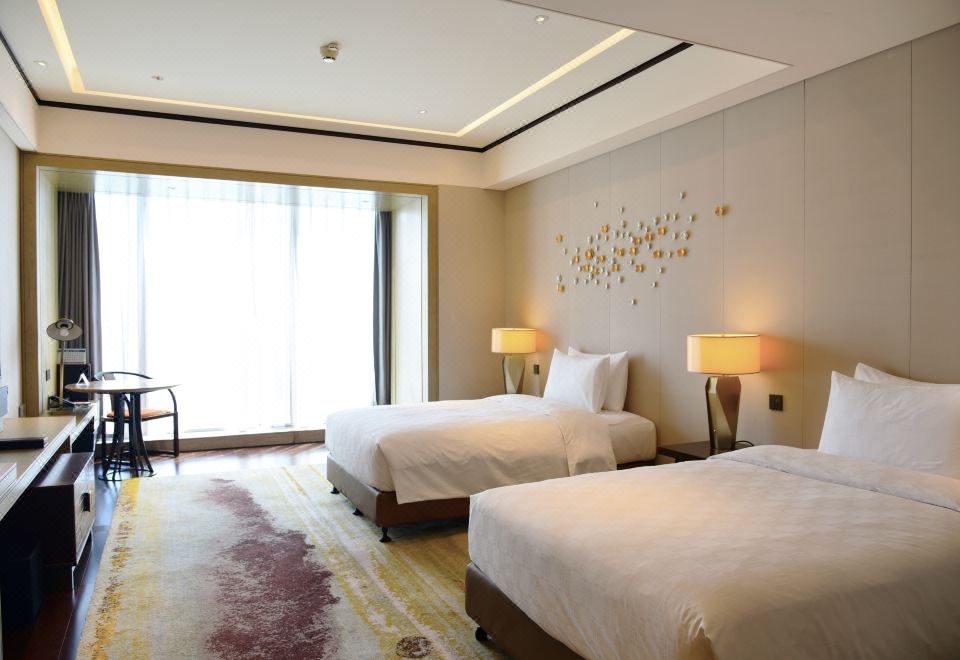 四人家庭套房（一线海景+享阖家欢乐空间）