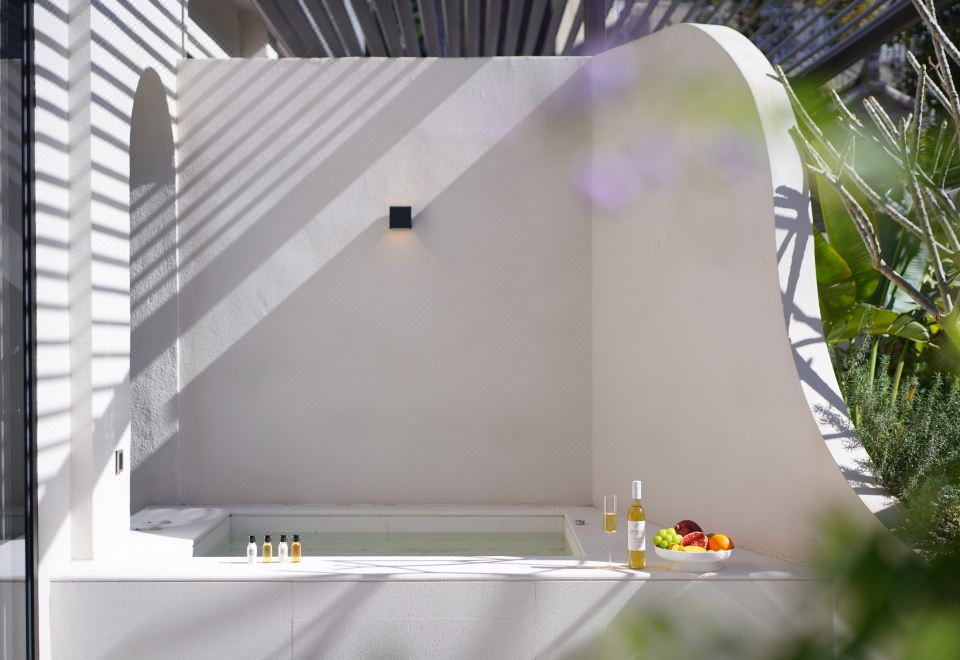 淇奧｜花園庭院特大床房「馬歇爾音響+戴森吹風機」