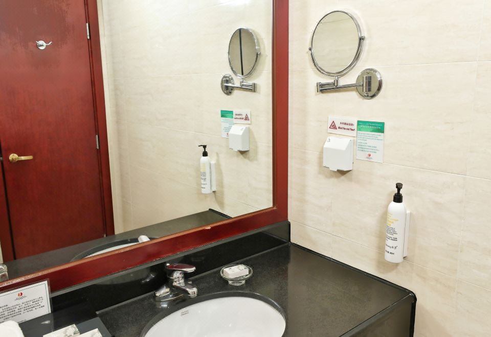 标准层商务双床套房