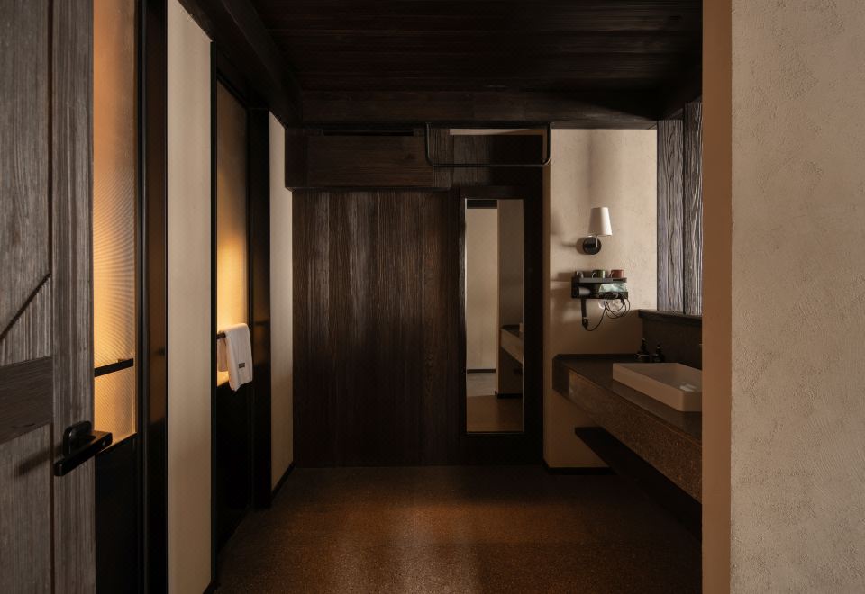 Jia Gong Snow Mountain View Twin Room