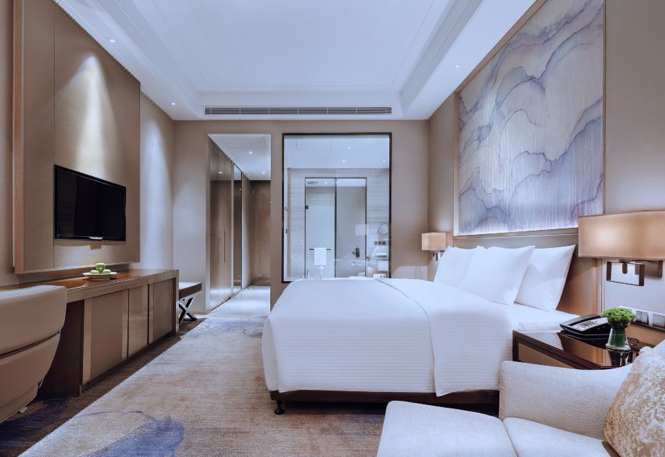 豪華大床房-大浴缸-金可兒床墊-熱帶雨林花灑