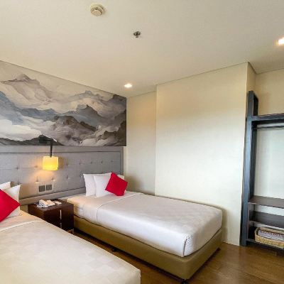 Summit Lakeview Two Bedroom Suite Summit Ridge Tagaytay(Multiple Use Hotel) Promo Code