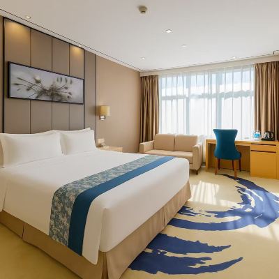 商務大床房【高級床品+採光通透+迷你冰箱+高空美景】 廈門金日銀海藍戴斯飯店（機場店）優惠