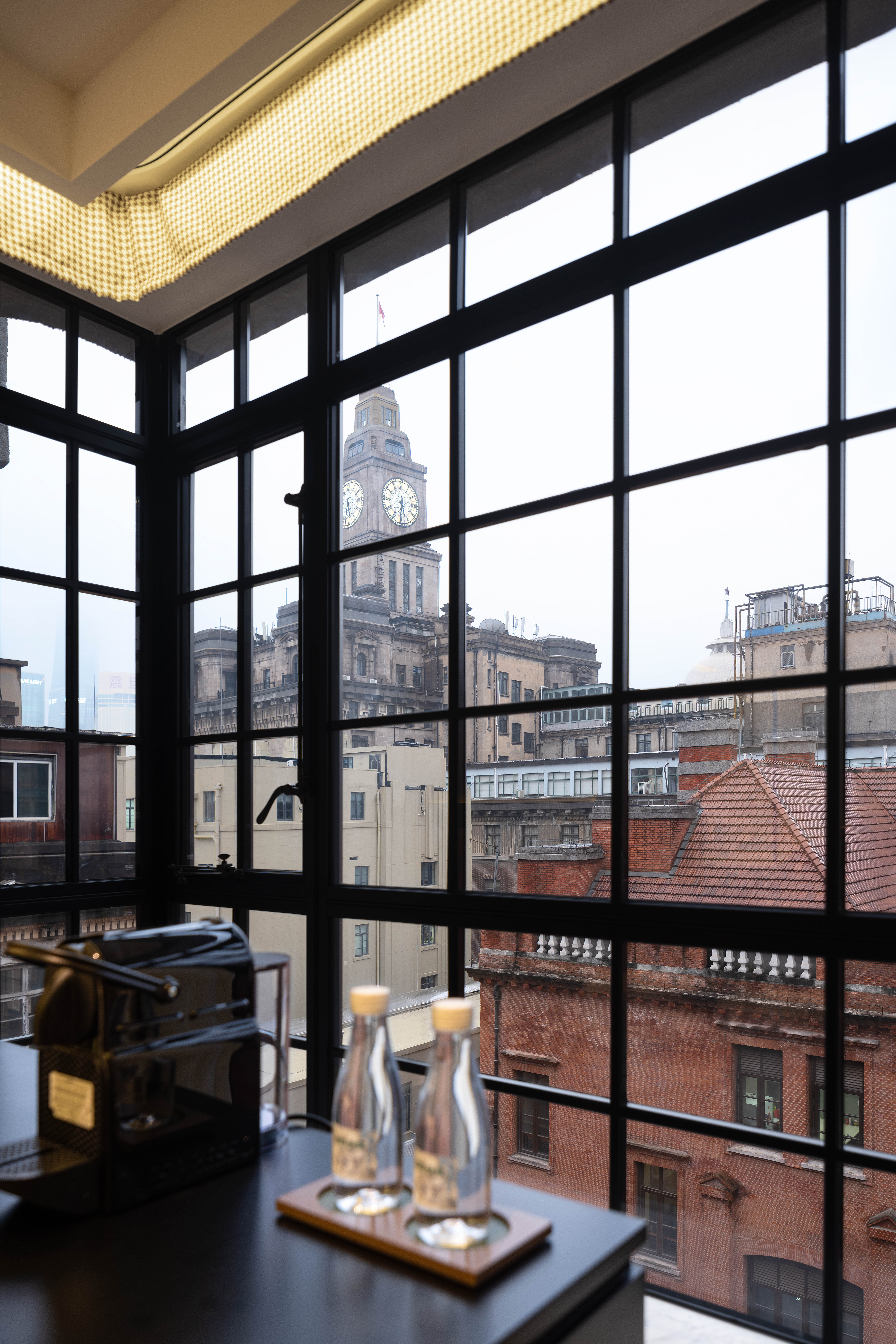 Century Clock Tower Shanghai Modern View Tub Double Bed Room