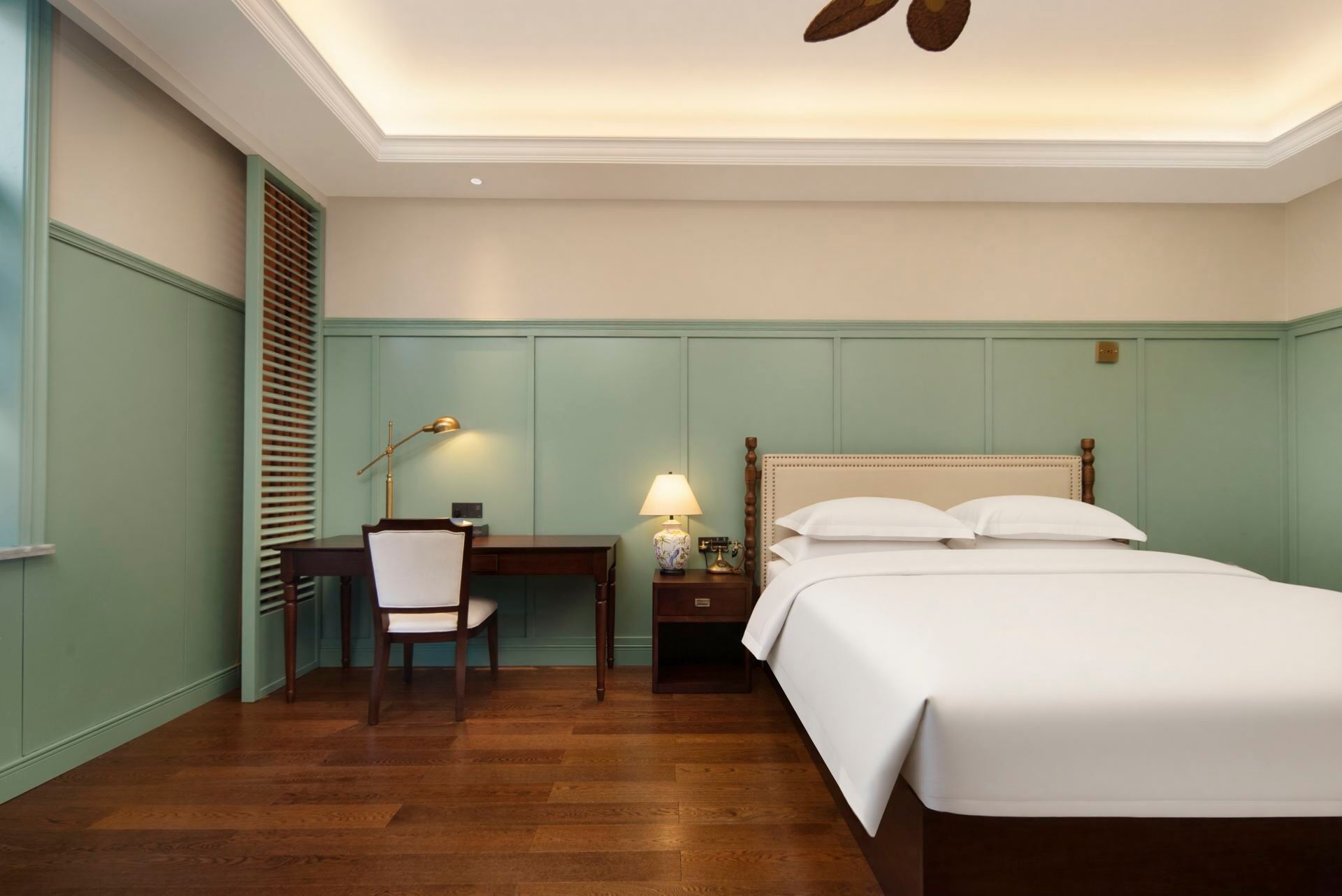 Superior Queen Room