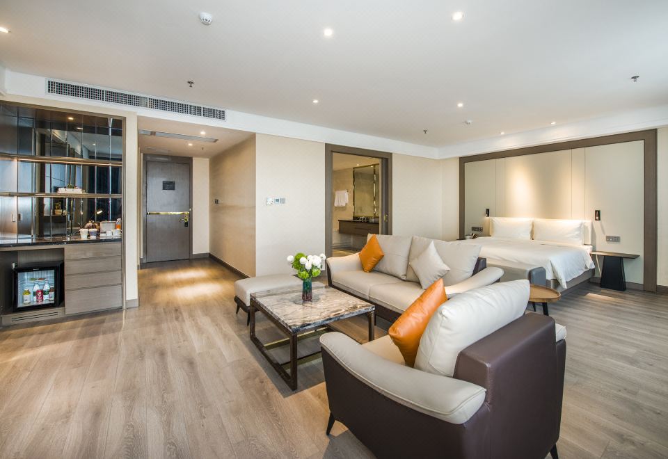 Yangjiang Jiangcheng Junyi Square Atour X HotelMini Premier Room (Double Bed) (Bathtub, Living Room)