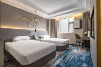 VOYAGE INTERNATIONAL HOTEL (Capital Airport New National Exhibition Store)