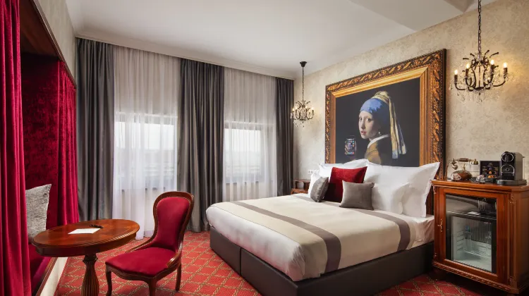 Mystery Hotel Budapest Room