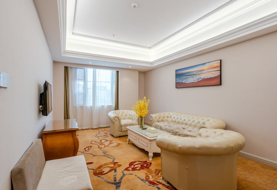 豪华套房（舒适商务办公+功夫茶具）