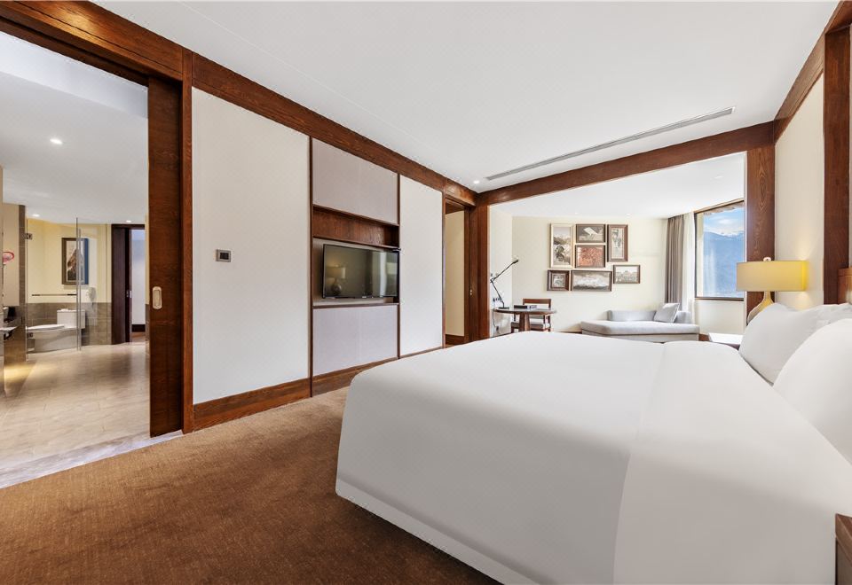 雪山映景·豪华套房