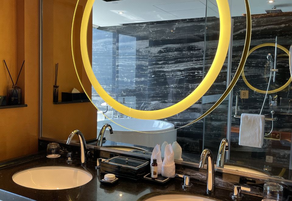 行政至尊海湾全景套房