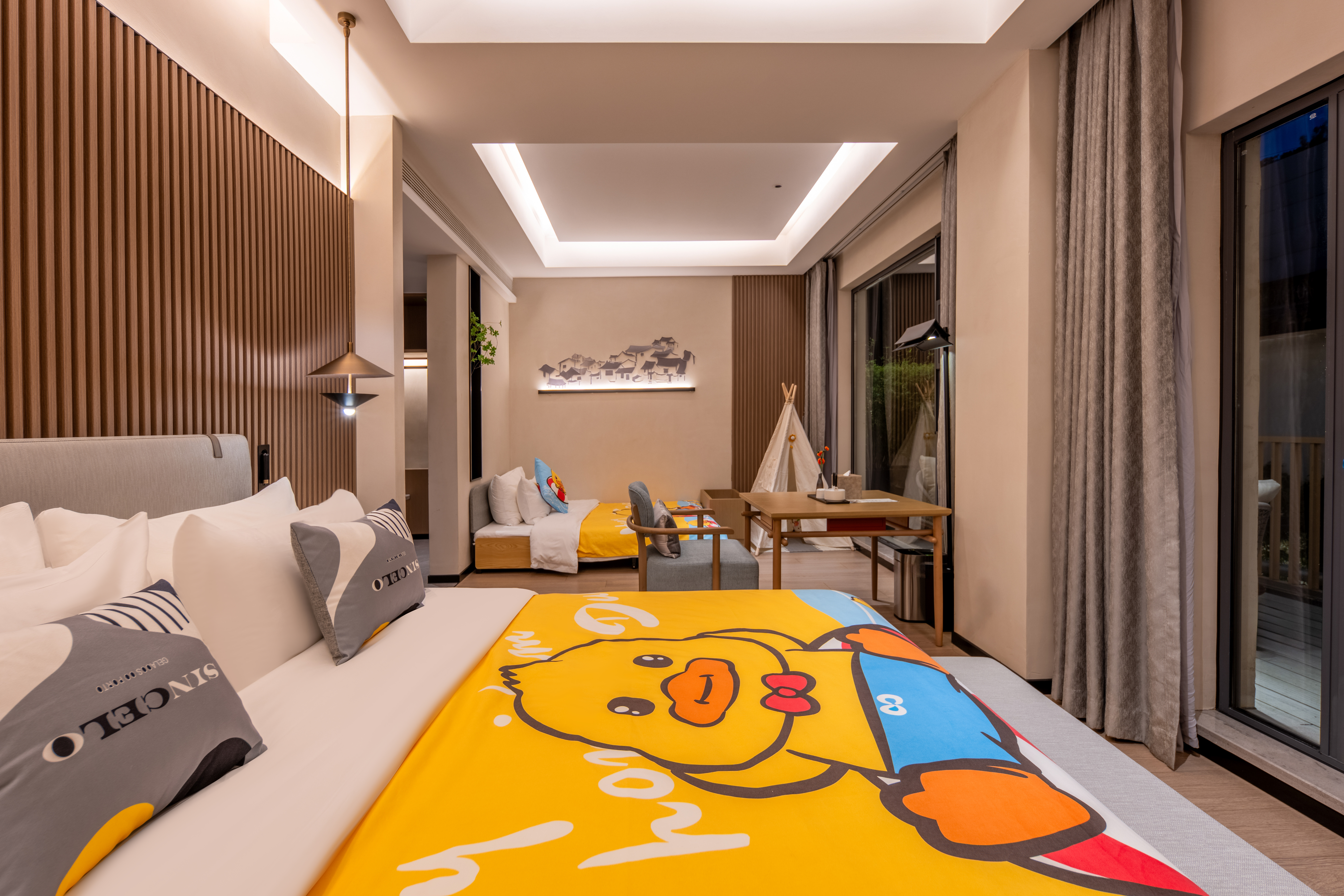 龙山院景·阳台景观家庭房（舒享景观+落地窗）