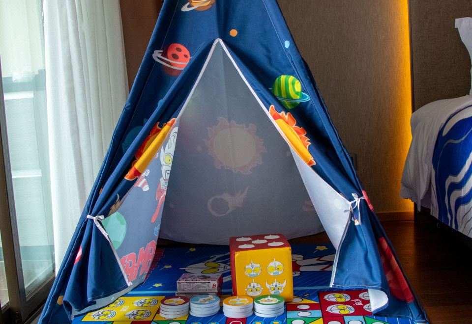 奧特曼親子雅緻雙床房