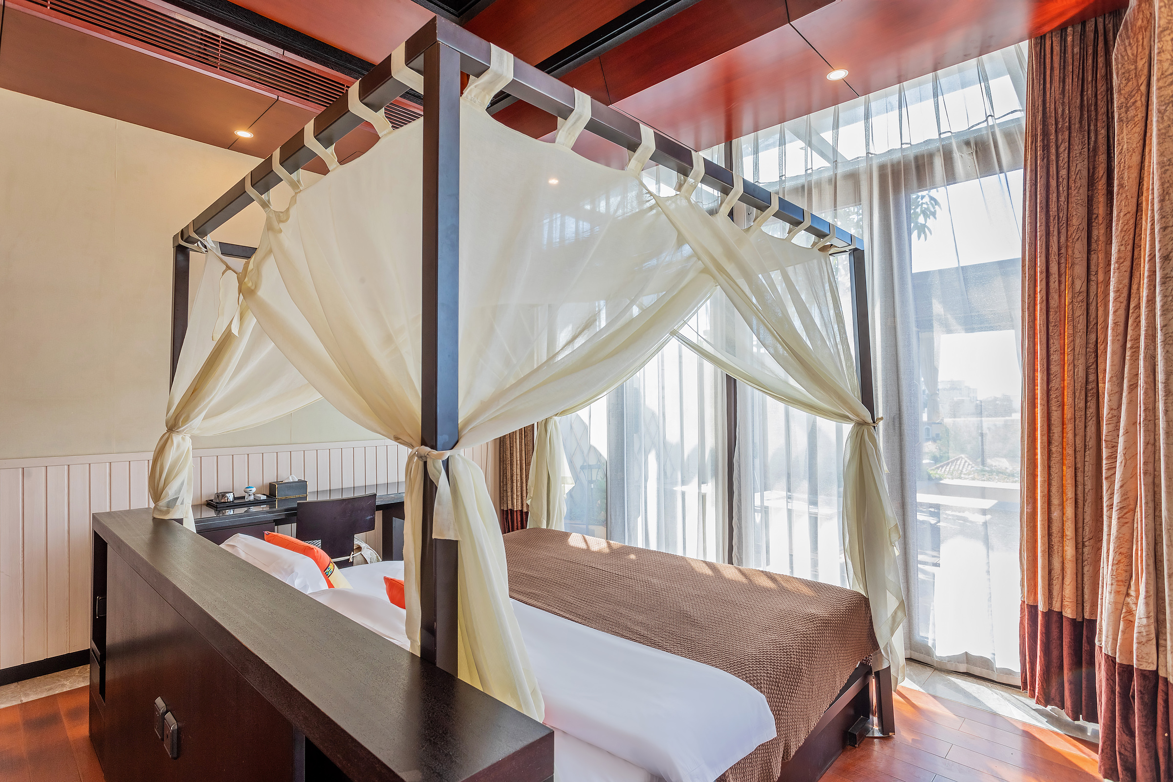 湖景私家泳池别墅·三卧