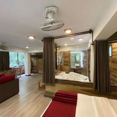 Romantic Suite The Glenrock Promo Code