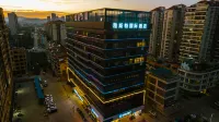 Yeste International Hotel (Qinzhou Pubei Aoyuan Zhengwuzhongxin)