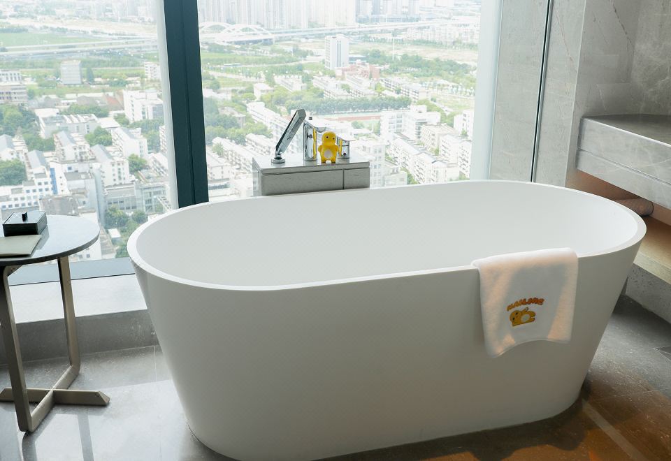 Yancheng Marriott HotelMilk Dragon Theme Family Studio Suite