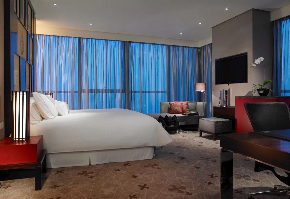 衣然新尚| 60平米商务客房（含科驭衣物护理机1台）