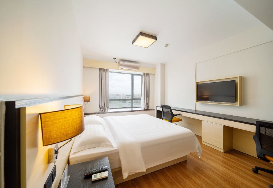 公寓豪華大床間