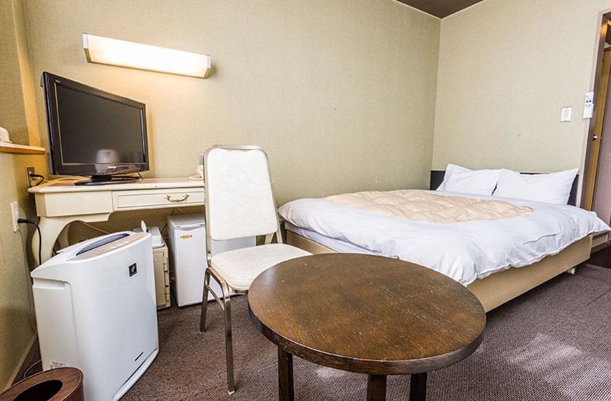 【无烟】经济双人间（无室内浴室）