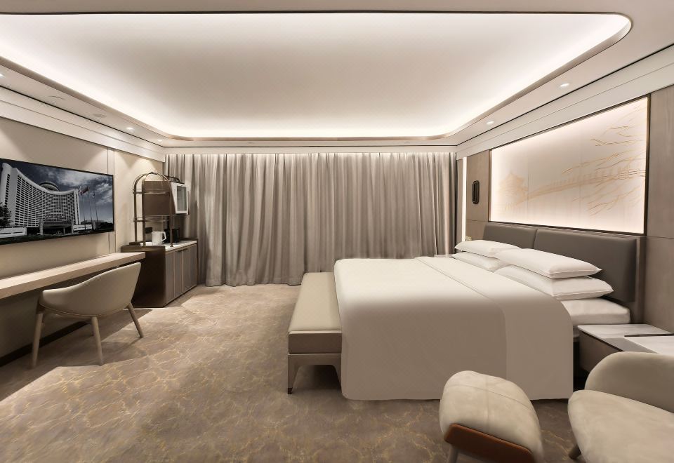 Beijing International HotelDeluxe Flex King Bed Room