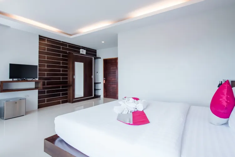 ห้องซูพีเรียร์ เตียงใหญ่ 1 เตียง