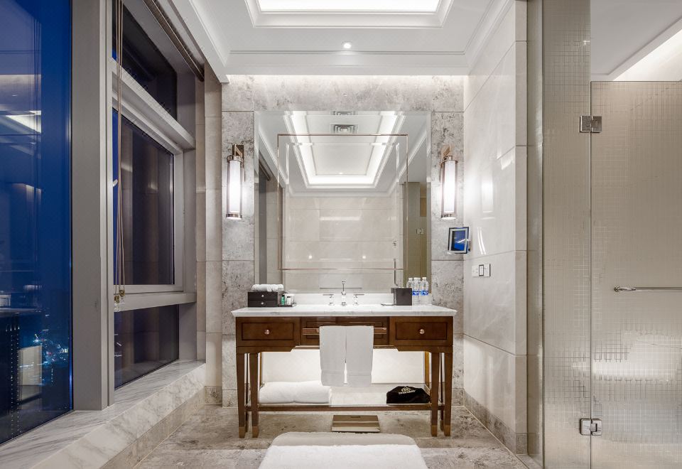 行政套房「180°轻奢全景套房-尊享超大会客空间」