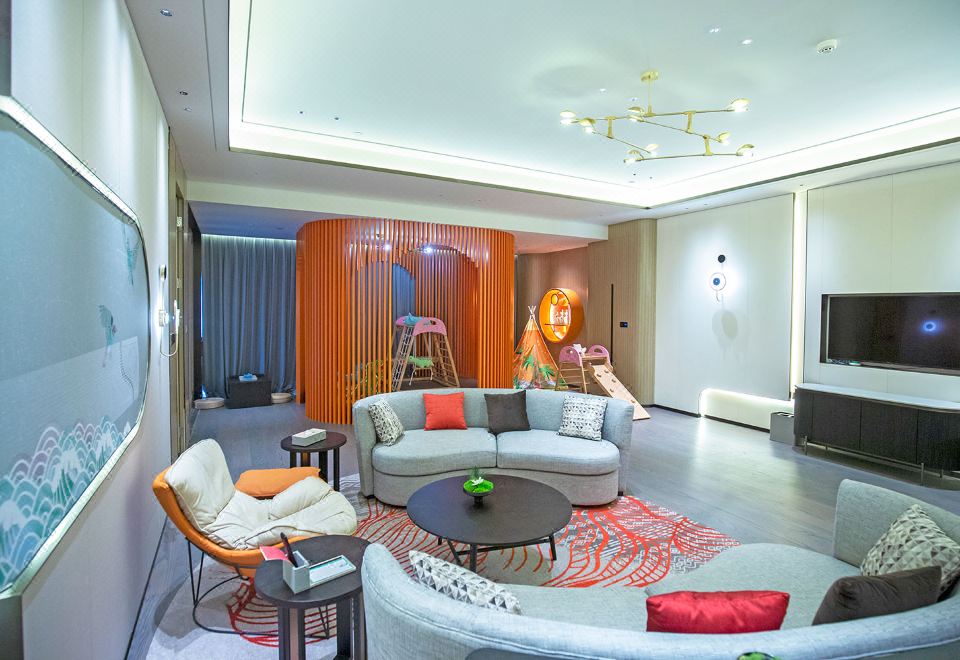 行政亲子双床大套房（带温泉泡池）