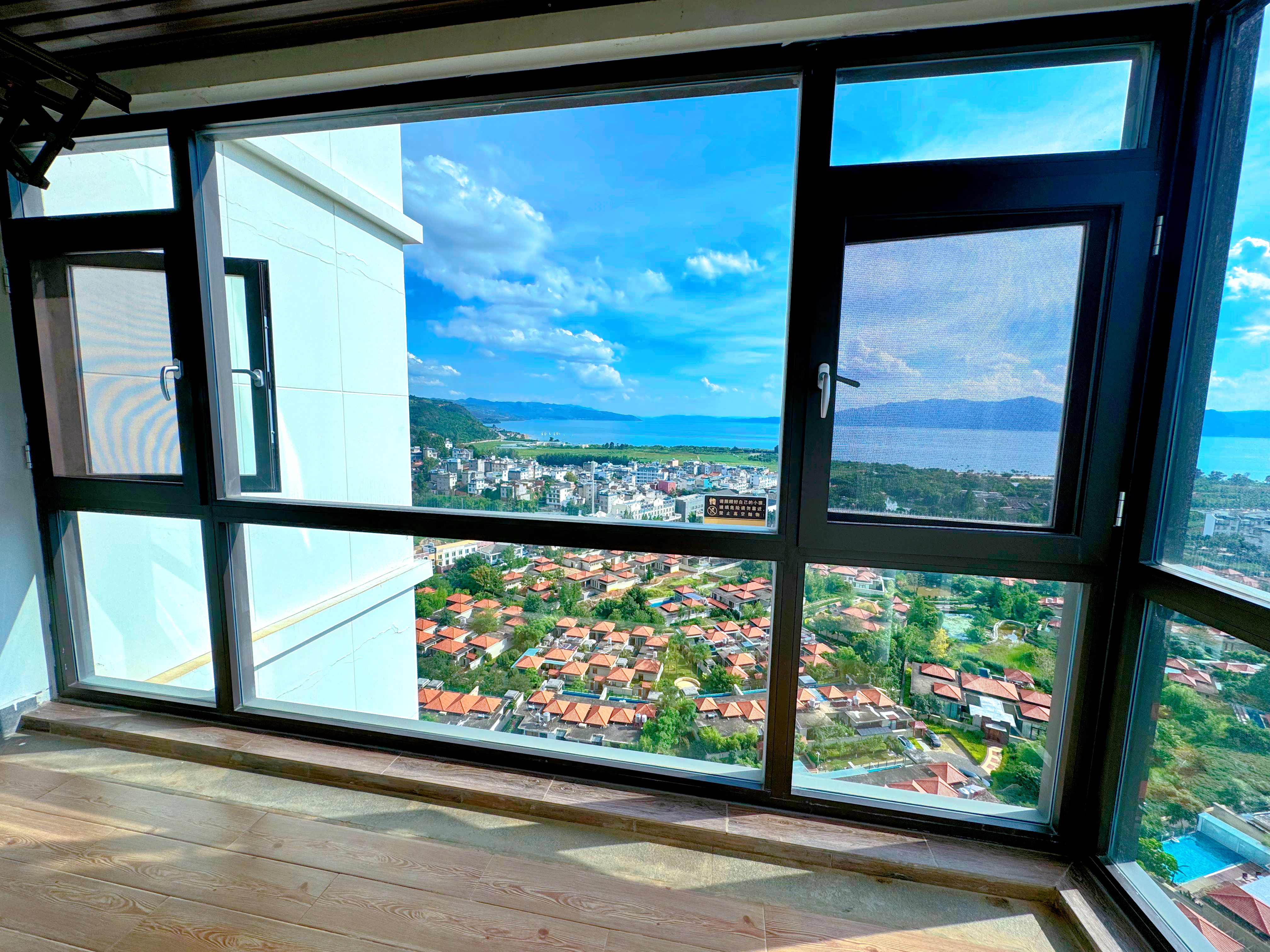 墅语·全湖景露台家庭套房