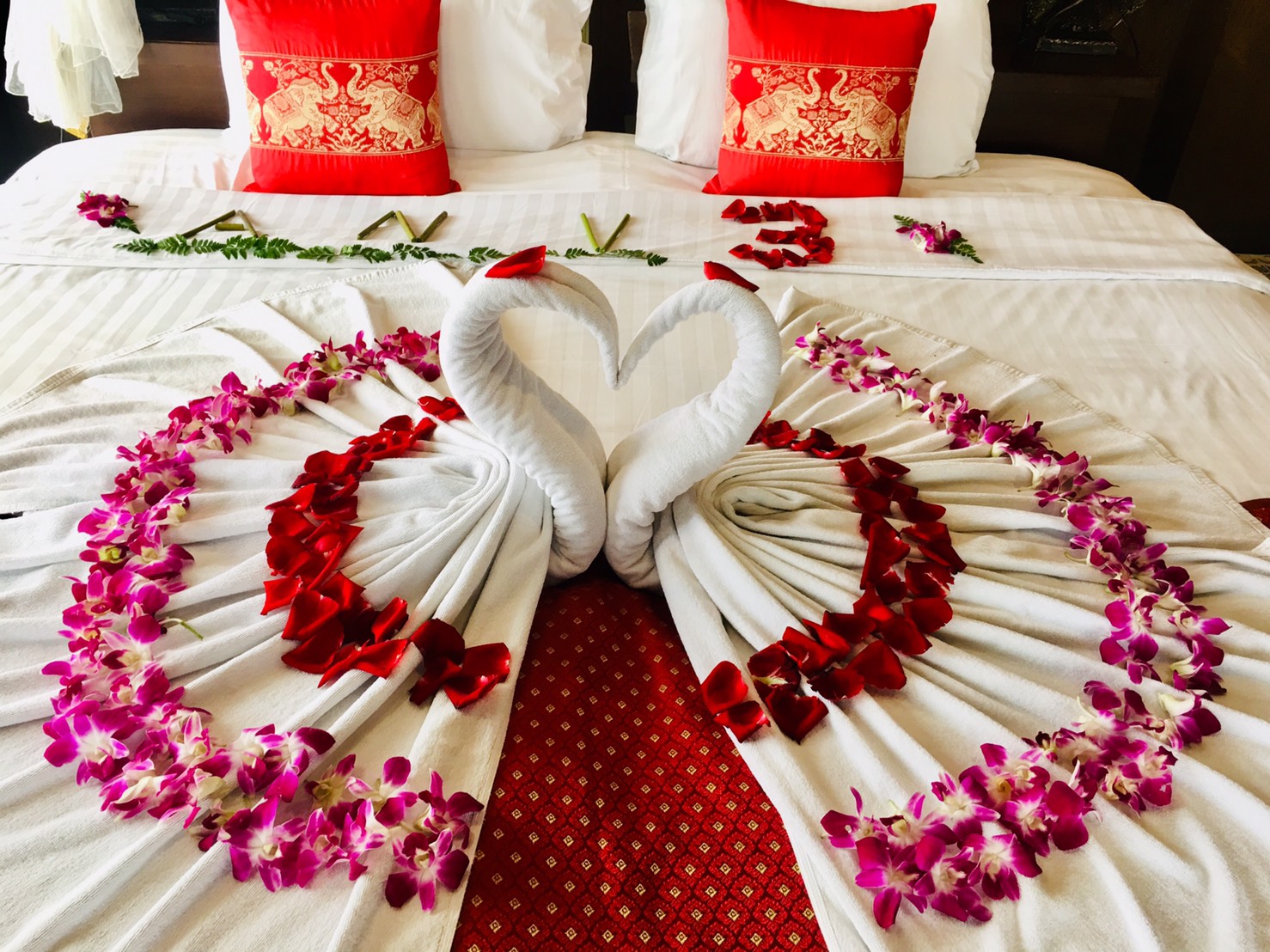 蜜月蘭納套房帶陽臺 （包括.氣泡酒1 Blt， 玫瑰花瓣）